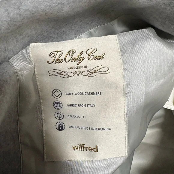 Aritzia The Only Coat - Soft Wool Cashmere - Picture 11 of 11